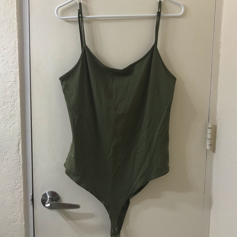 Charlotte Russe green spaghetti strap top size L